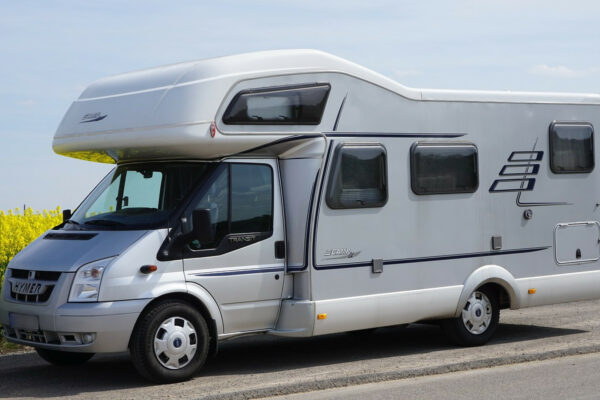 Comment réparer la carrosserie de son camping-car ?